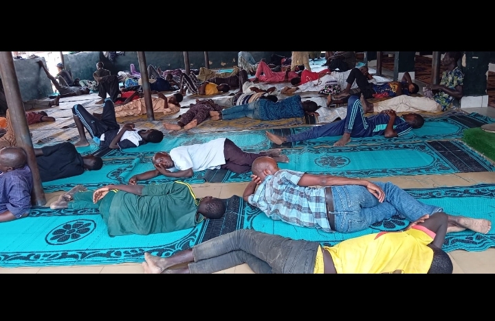 Muslims observe Ramadan amidst high living cost, power outages