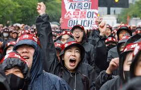 Samsung Electronics workers strike as union voice grows in South Korea