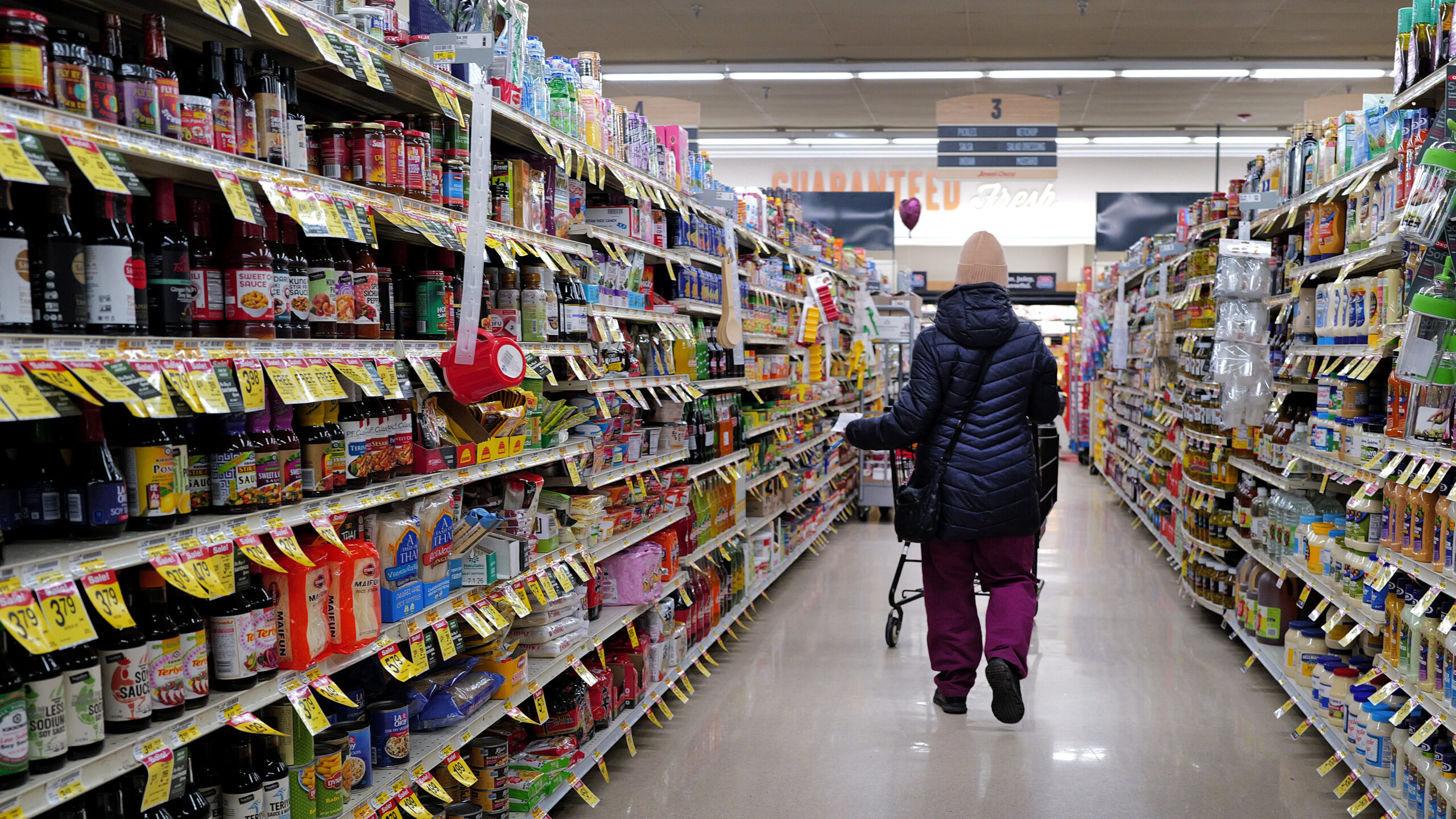 Grocery stores boost political donations even as Democrats take aim