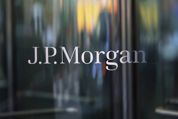 Singapore Central Bank Fines JPMorgan Over Misconduct by Relationship Managers