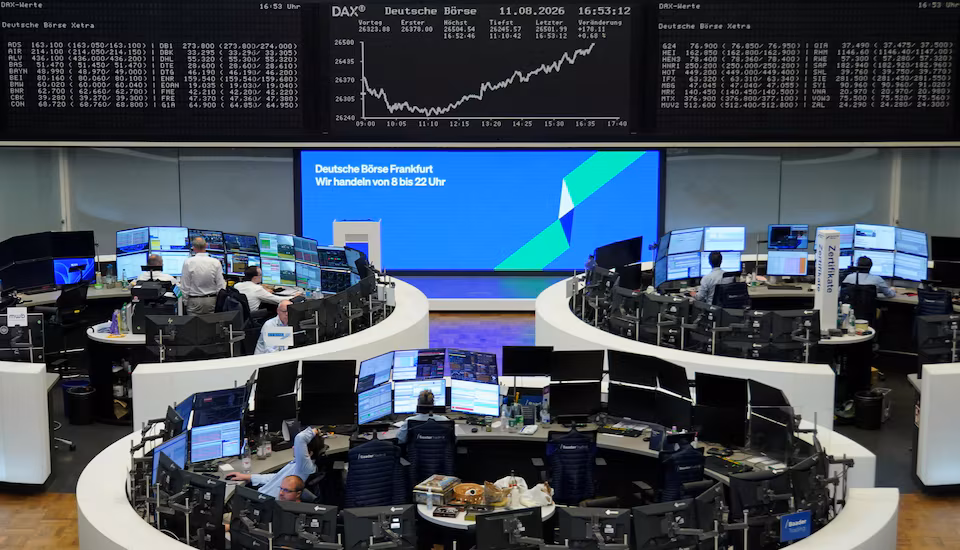 European Stocks Hold Steady as Oil Climbs Ahead of Key US Inflation Data