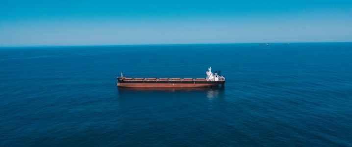 Hormuz Traffic Plunges as Saudi Pipeline Shutdown Deepens Middle East Oil Supply Fears